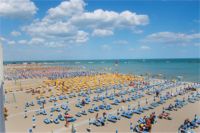 La bella e lunga spiaggia di Cesenatico