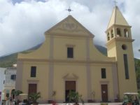 Isole Eolie Stromboli ... chiesa di San Vincenzo