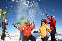 Vacanze in famiglia sulla neve ski