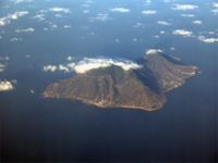 Salina,veduta aerea dell'isola