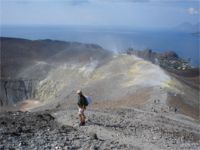 Vulcano,escursione sulla sommit del cratere