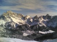 San Martino di Castrozza vista dall'ato,sullo sfondo le Pale di San Martino