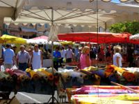 L’Isle sur la Sorgue, il tipico mecato domenicale mercato