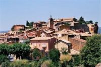 il caratteristico Borgo di Roussillon, nel Vaucluse roussillon