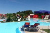 Sunbeach Club Resort