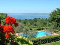 Agriturismo La Riserva di Montebello,piscina panoramica