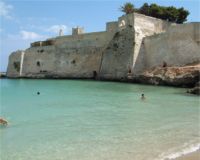 Monopoli mura dell'Abbazia di Santo Stefano