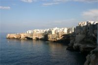 Polignano a Mare le famose grotte